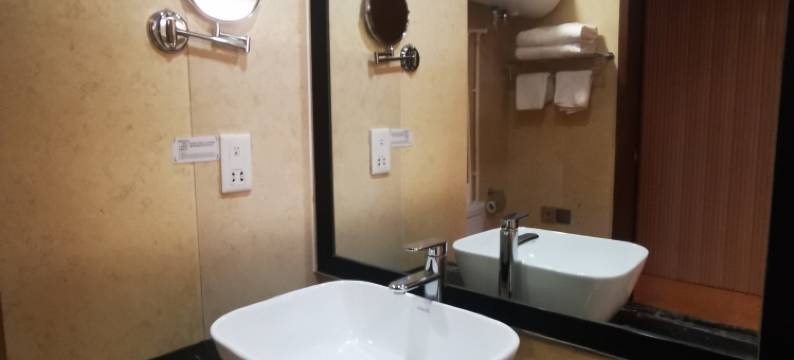 福鑫Luxury·360°云端城景悦居(利鑫圣菲康城店)图片