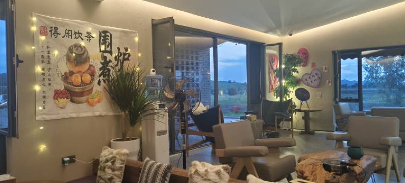 呼和浩特马鬃山庭院酒店图片