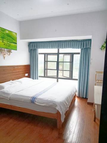 张家界家乐民宿(天门山索道店)