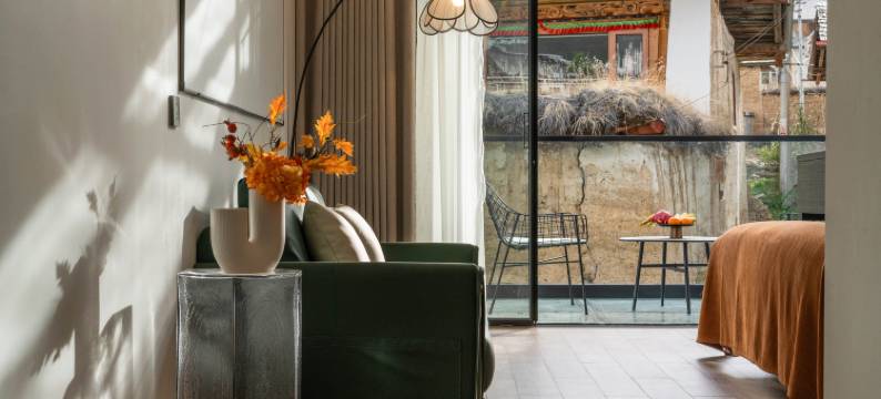 香格里拉天琪伊恩设计师供氧民宿(独克宗古城大佛寺转经筒店)图片