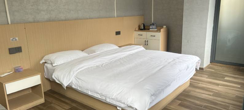 兴华美居公寓(深圳宝安国际机场店)图片