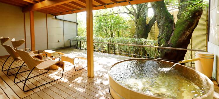 伊豆长冈温泉 汤巡之宿 吉春(Yoshiharu Ryokan – Izu Nagaoka Onsen)图片