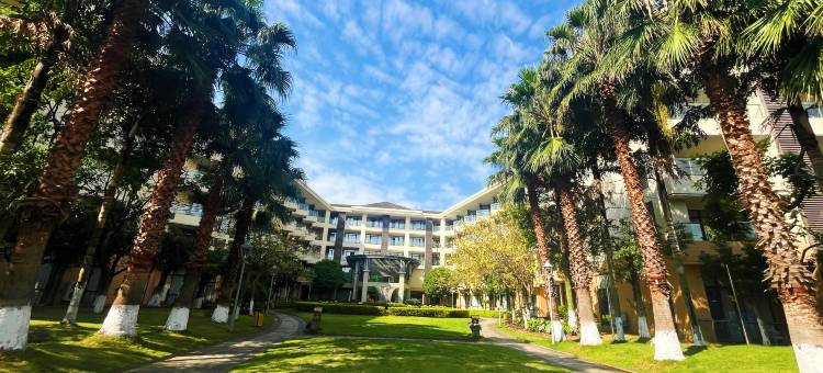 西昌邛海湾柏栎荟舍酒店图片