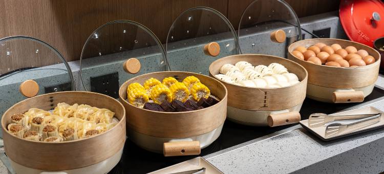 云左星光酒店(康马店)图片