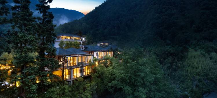 海螺沟同堂·Glacier View & Hot Spring雪山观景度假温泉美墅图片