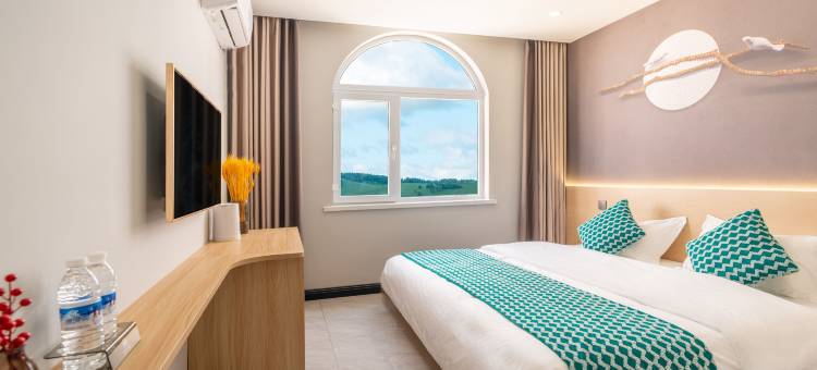 如家旗下驿禾酒店(赤峰克什克腾旗乌兰布统景区店)图片