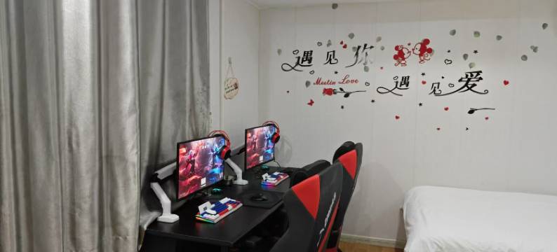 二府青年电竞酒店(西安钟鼓楼回民街店)图片