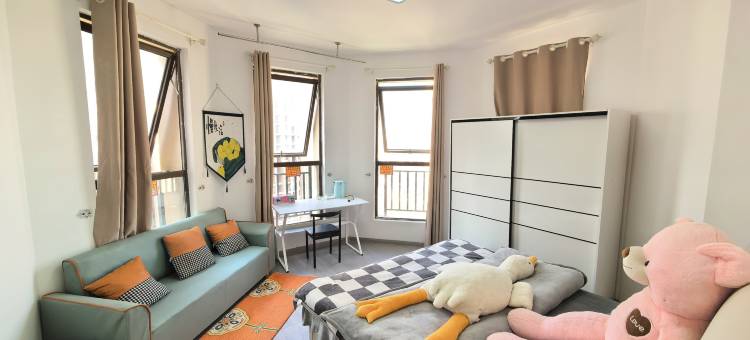 亿间居(阳光半岛店)图片