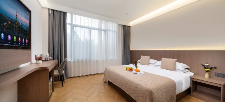 禾润Hotel(胖东来天使城店)图片