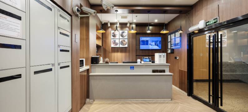 华庭酒店(上海陆家嘴八佰伴店)图片