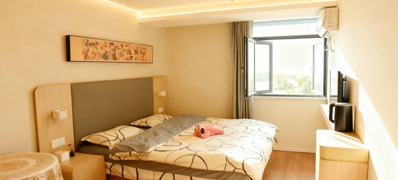 喜梵民宿(武昌火车站黄鹤楼店)图片