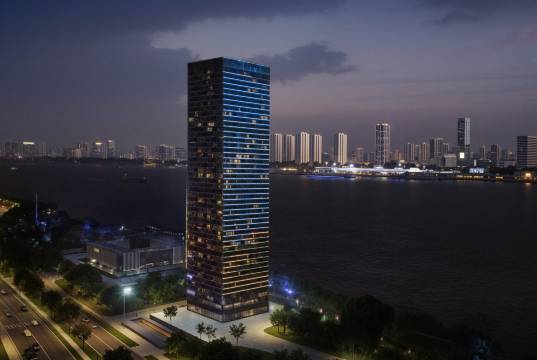 云境高空江景酒店(武汉绿地国际金融城武昌江滩店)