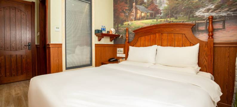 雅客小镇假日酒店(长春火车站新天地购物公园店)图片