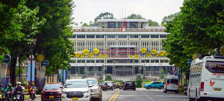 河畔市中心公寓，靠近滨城市场，免费泳池(Riverside City Center Apartment near Ben Thanh Market | Free Pool)图片