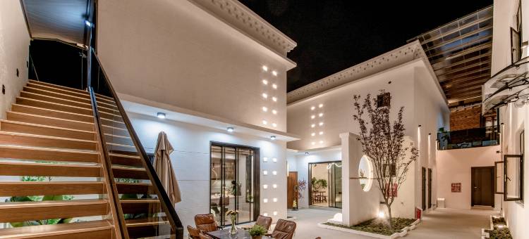 诗情｜Verse设计师智能氧境(独克宗古城大佛寺转经筒店)图片