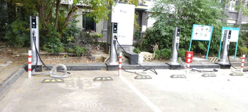 佰仕廷精选酒店(成都四河地铁站店)图片