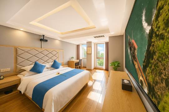 重庆俊朗酒店(重庆东站邱家湾地铁站店)