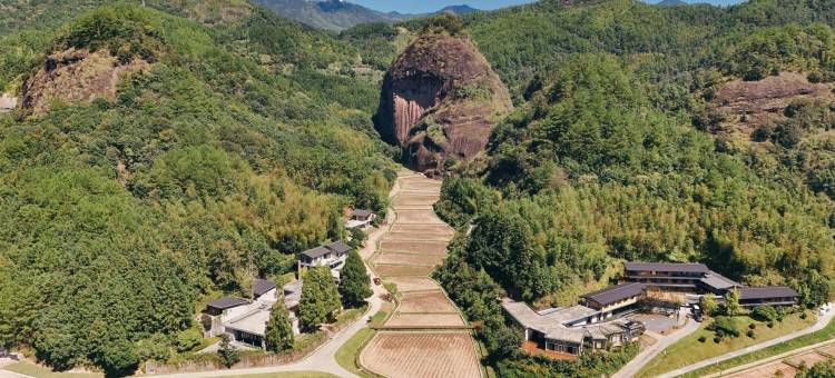 ANAPANA安纳班纳·泰宁图片