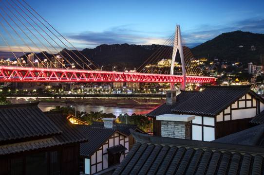 重庆山南雨江景度假别墅(解放碑洪崖洞店)