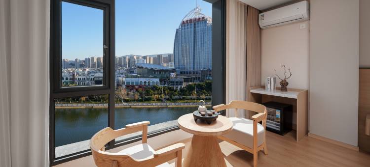 汀屿海岸美居(兴盛大桥洱海店)图片