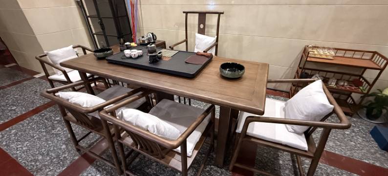 小岛商务酒店(江南中路店)图片