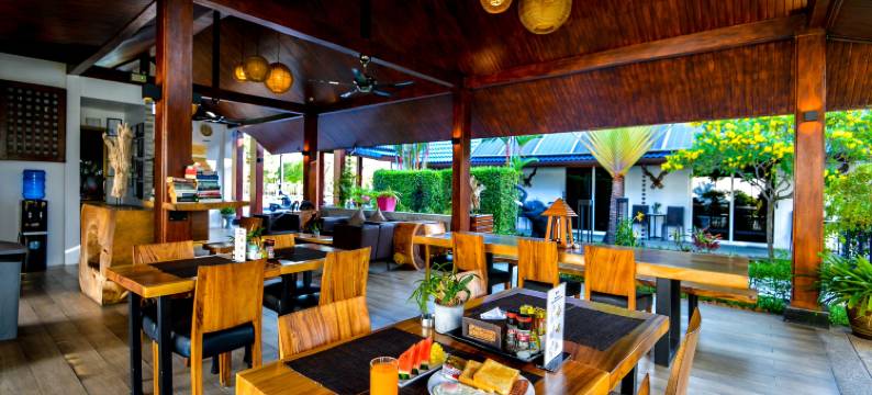 普吉岛机场酒店(Phuket Airport Hotel)图片