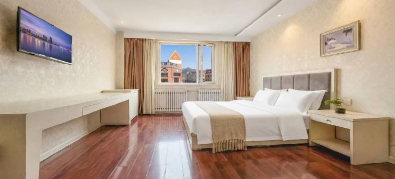 速8酒店(张家口崇礼区庆典广场酒店)图片