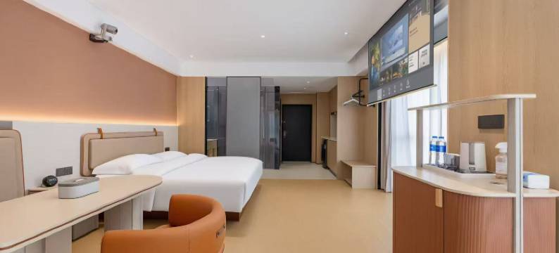 遇见你极简民宿(常州新北万达店)图片