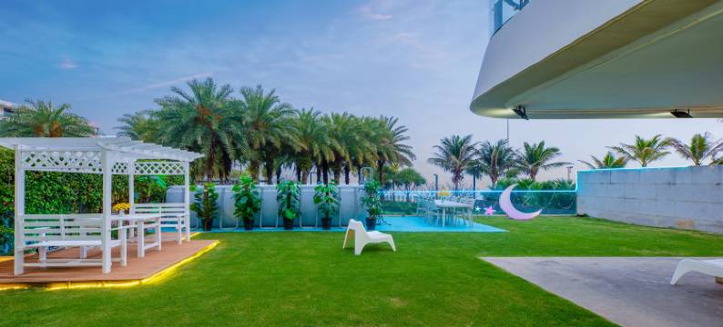 惠州花样年华海景轰趴别墅酒店(华润小径湾店)图片