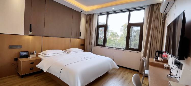 曲靖安曼酒店(麒麟区曲靖站店)图片