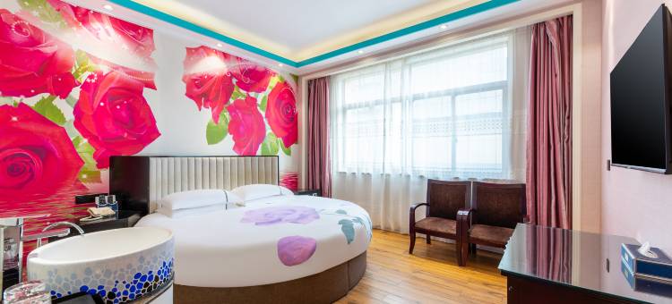 简爱爱巢酒店(义乌国际商贸城店)图片