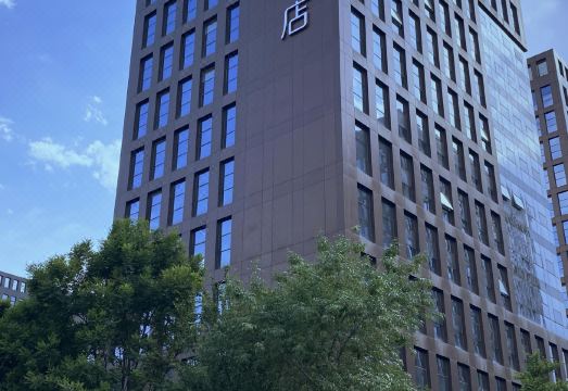 北京总部基地美居酒店外景图