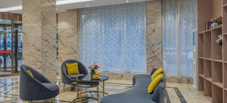 维也纳智好酒店(常山东明湖公园店)图片