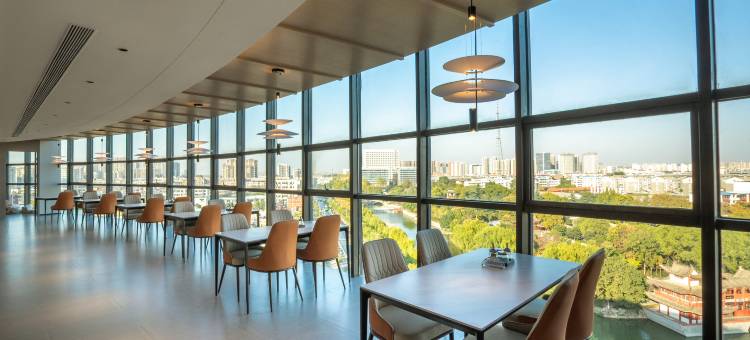 悦梧桐酒店(许昌曹魏古城胖东来人民店)图片