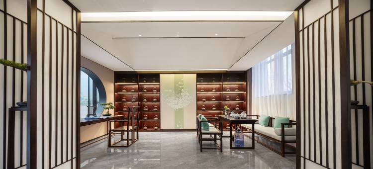 陌上轻居酒店(濮阳中心广场人民路店)图片