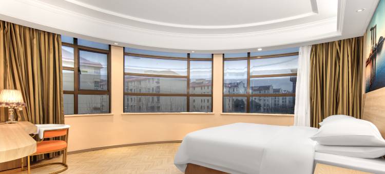 维也纳酒店(上海静安高平路店)图片