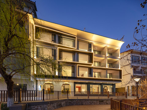 张家界栖悦水云间度假民宿(武陵源森林公园景区店)