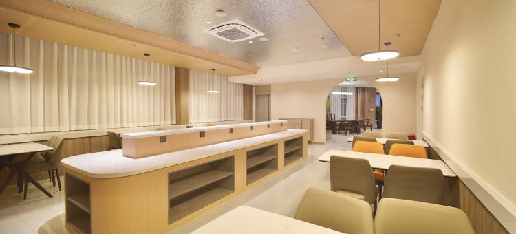 云悦酒店(吐鲁番鄯善县光明路店)图片