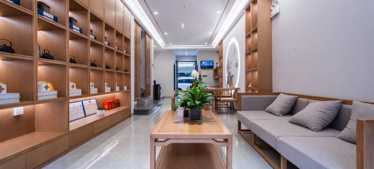 栖间堂智能民宿(凤凰古城景区店)图片
