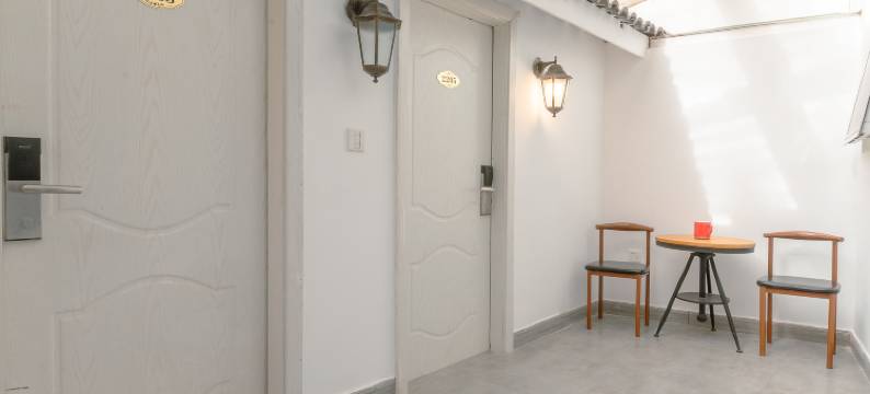 西湖一半小院民宿(灵隐店)图片