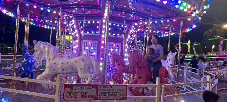 云漫酒店(高新万达正弘汇店)图片