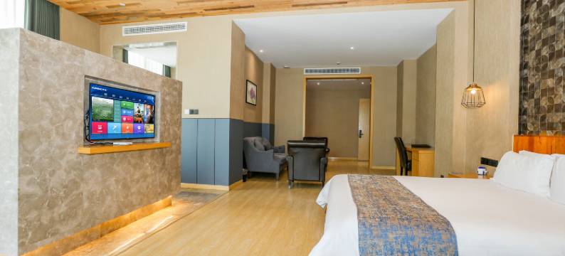 雲逸城市民宿(桐庐中心广场店)图片