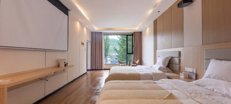 那拉提向云端民宿图片