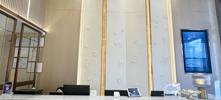 麗枫酒店(三亚椰梦长廊解放路步行街店)图片