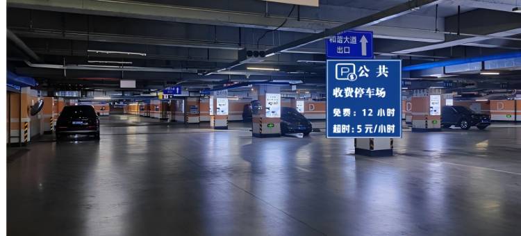 雪黎酒店(哈尔滨高铁西站万达广场店)图片