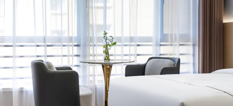 伊宁风旅河谷酒店(行政服务中心店)图片