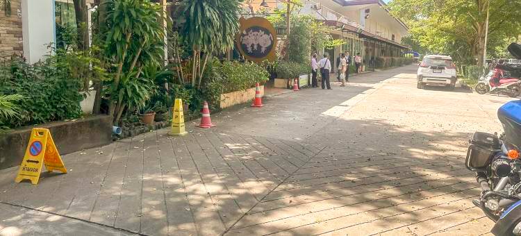 狒狒大酒店(Baiboon Grand Hotel)图片