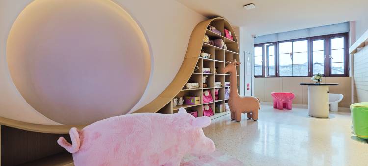 泊岸·空间美学LOFT设计师美宿(南浔古镇景区店)图片