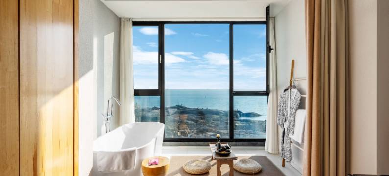 那由他智能海景民宿(青岛银海大世界店)图片