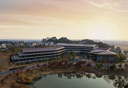 Crowne Plaza QUZHOU by IHG Hotel Overview